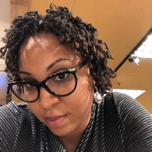 Meet your Posher, Marcia